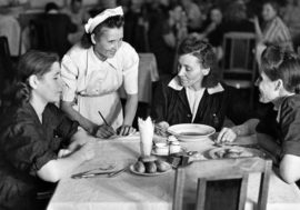 Spoons instead of cloak-room tickets