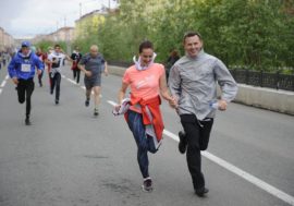 Norilsk people go running for the sake of children