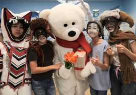 Polar Bear met guests