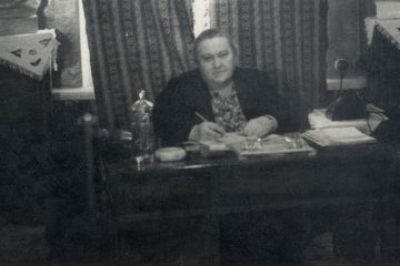 Essay in Uchitelskaya Gazeta of 1957