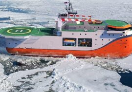 North Pole self-propelled platform launched