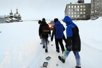 Norilsk children do not walk at night