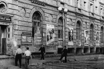 Komsomolskaya square in Norilsk was most cinematic