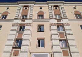 Stucco and bas-reliefs decorated Norilsk buildings in 1940s