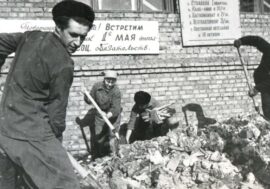 In the 1950s, Sovetskaya street divided Norilsk into two parts