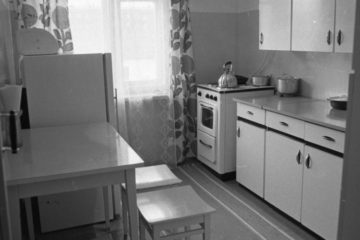 In 1963, electric stoves appeared in Norilsk apartments