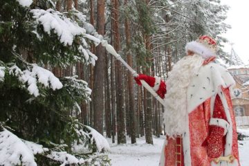 Father Frost’s birthday celebrated at ski base