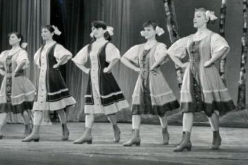 School Years ensemble was Norilsk brand