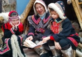 Baby book in Dolgan presented in Taimyr