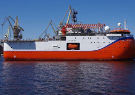 Ice-resistant platform Severny Polus tested