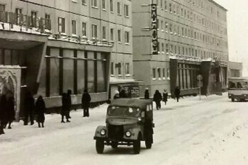 Norilsk residents signed up for cars in Olimpiets store