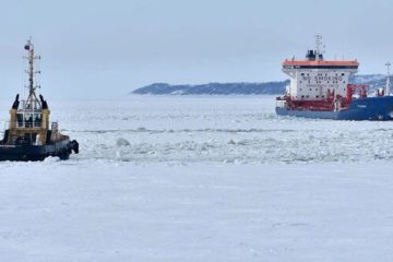 Ural atomic icebreaker goes on test
