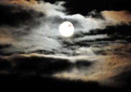 Rare lunar eclipse to be seen in early November