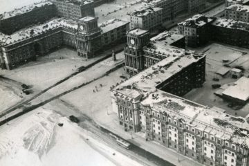 Octyabrskaya square was visual tribune for socialist slogans