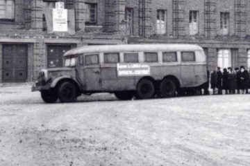 First public transport in Norilsk was truck and bus hybrid