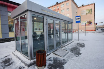 Warm bus stops in Norilsk considered Arctic best practice