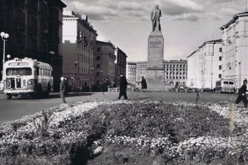 Oats were sown around Lenin monument in Norilsk