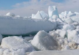Fedor Konyukhov removed from ice floe with difficulty