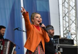 Pelageya made creative gift for Norilsk residents