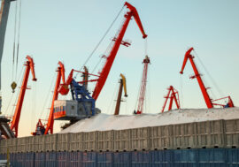 Dudinka port crane to be controlled remotely